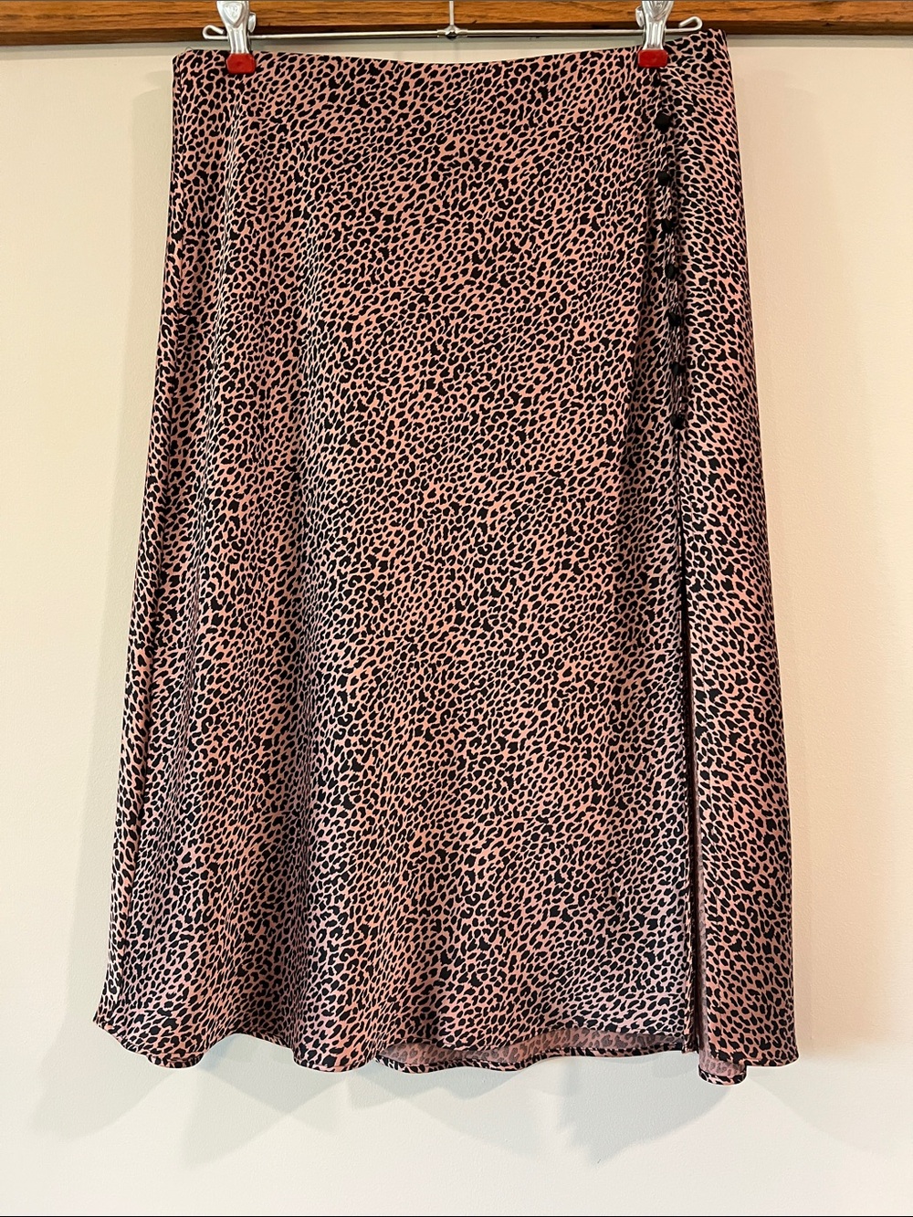 Victorias Secret - L, Black/Pink/Rise Gold Leopard Print A-Line Skirt, silky